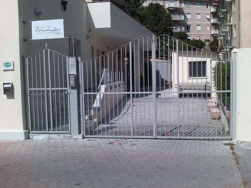 פינאלה ליגורה Nina Casa Vacanze מראה חיצוני תמונה