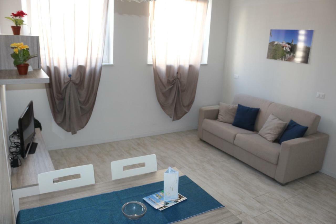 פינאלה ליגורה Nina Casa Vacanze מראה חיצוני תמונה